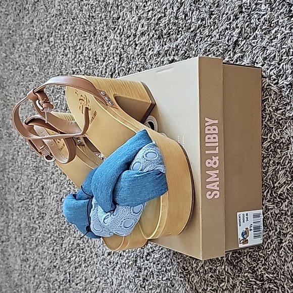 Sam & Libby Shoes - NWT Sam & Libby Cassandra Sandal